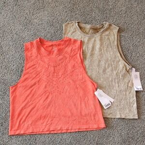 Bundle Of 2 Sage Collective Sleeveless Tops